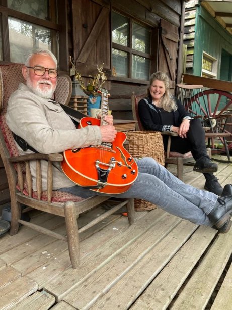 Aart & Harriette boekt u bij www.kwekel-evenementen.nl